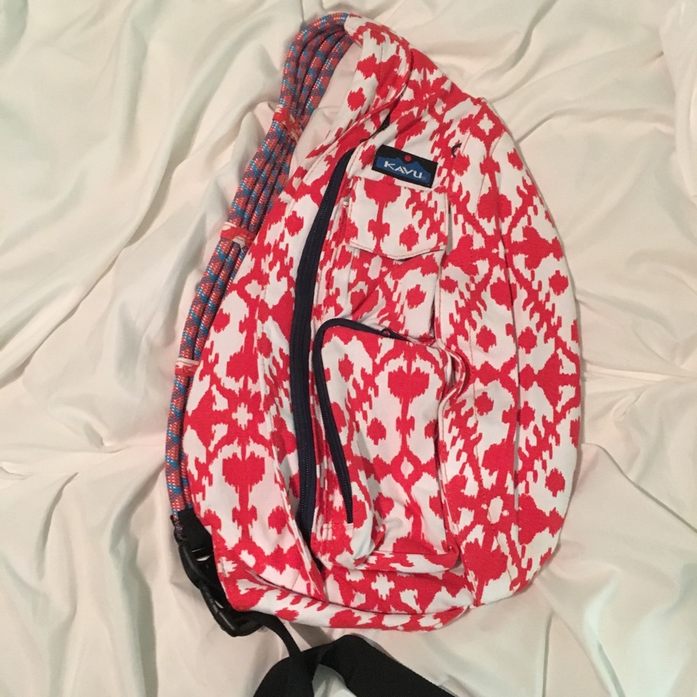 kavu rope bag. one shoulder comfy bag